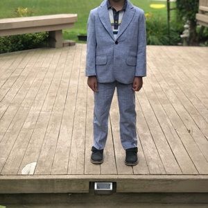 Boys light blue chambray suit size 5T.